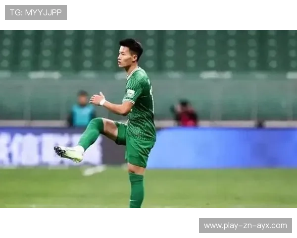 大连英博林良铭边路传中搅乱防线