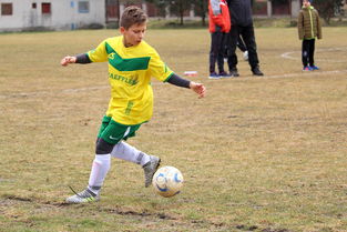 爱游戏app-中国足球联赛加强赛事直播互动体验，中国足球队赛事直播